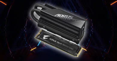 Dispositivo SSD AORUS Gen5 10000 de 2TB, con disipador de calor negro y diseño moderno, resaltado sobre un fondo oscuro y dinámico.