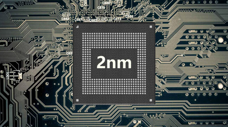 Circuito electrónico con un chip destacado en el centro que lleva la etiqueta "2nm", sobre un fondo de líneas y patrones tecnológicos.