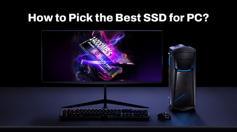 Un monitor moderno muestra un SSD en pantalla junto a una torre de PC y un teclado RGB, todo sobre un fondo oscuro texturizado.