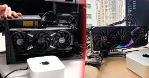 Dos tarjetas gráficas, una PNY GeForce RTX 5090 y otra Radeon, están conectadas a un Mac mini sobre un escritorio desordenado.