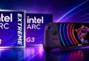 Fondo degradado en tonos púrpura y azul, con cajas del Intel Arc G3 Extreme y un controlador MSI, resaltando el rendimiento gráfico.