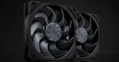 Ventiladores Noctua NF-A12x25 G2 en color negro, con diseño de aspas optimizadas, presentados en un fondo oscuro.