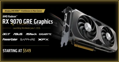 Tarjeta gráfica AMD Radeon RX 9070 GRE con diseño moderno, ventiladores dobles y texto en negro y dorado, destacado el precio de $549.