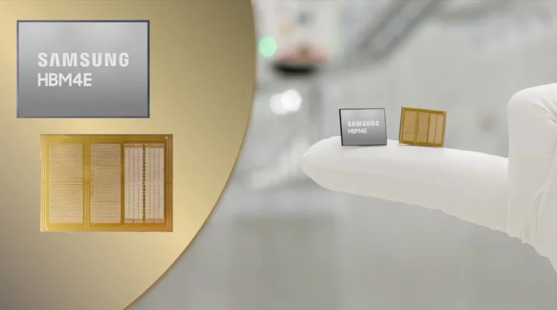Chip de memoria HBM4E de Samsung, presentado sobre un fondo suave. Muestra dos versiones del chip con detalles dorados y etiquetados.