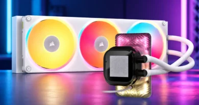 Sistema de refrigeración líquida AIO de Corsair con luces RGB brillantes en ventiladores, con bloque de CPU en primer plano.
