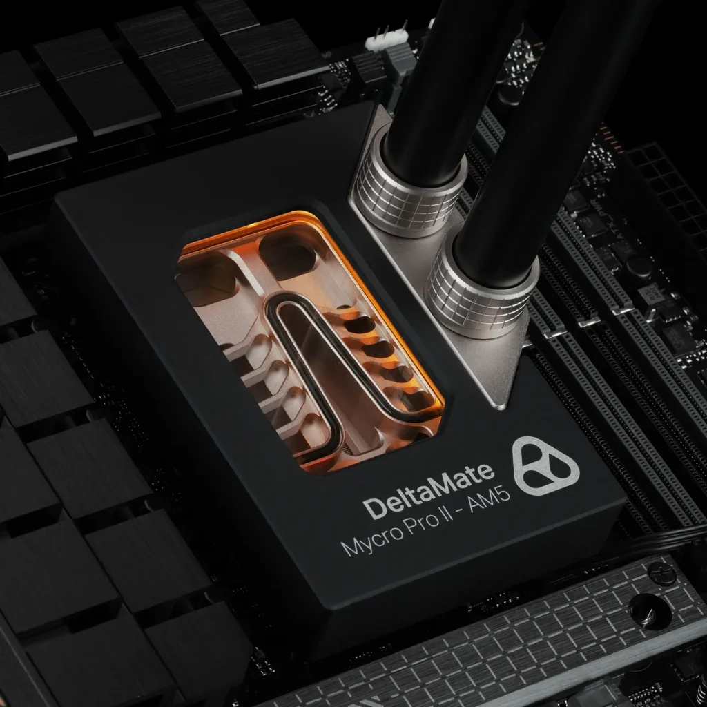 Disipador DeltaMate Mycro Pro II AM5 con tubos de refrigeración, mostrando diseño avanzado para rendimiento óptimo en PCs.