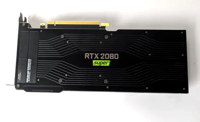 RTX 2080 SUPER, un prototipo de tarjeta gráfica que busca equilibrar rendimiento entre GeForce y Titan.