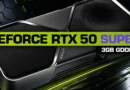 Tarjeta gráfica GeForce RTX 50 SUPER en tonos oscuros y verdes, con especificaciones visibles: "3GB GDDR7". Fondo con diseño geométrico.