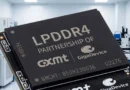 LPDDR4 de GigaDevice destacado en un laboratorio tecnológico, relevante para el análisis de precios de memoria DDR4.